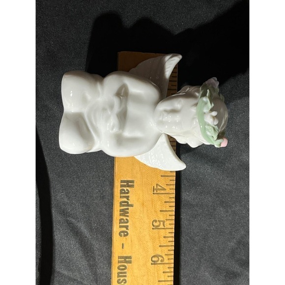 Small Glazed Ceramic angel reading bible. Flower headband. Shelf Decor. - Picture 6 of 6